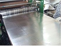 單面貼鋁箔橡塑保溫板隔音效果，B1級橡塑保溫板施工方案
